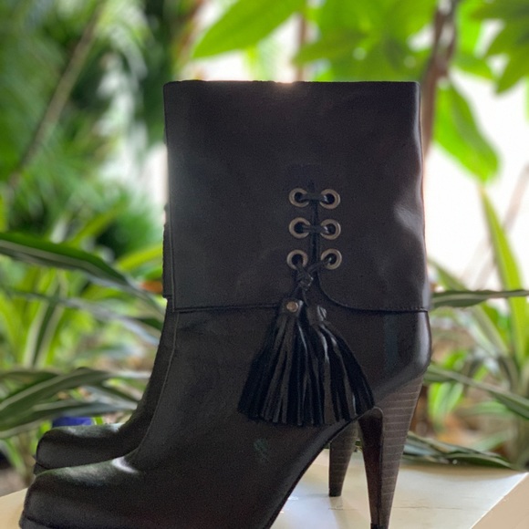 COACH SOFT LEATHER BOOTS BLACK LEGRA SIZE 8M PREOWNED IN BOX - Picture 11 of 16